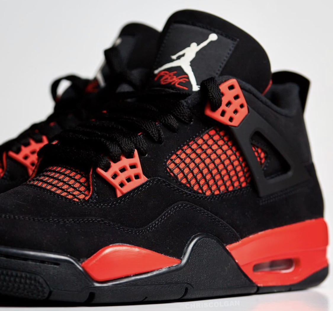 kicksonfire's tweet photo. December 23rd🔥🔥. $190. You ready? 🙋🏽‍♂️
📸:Chris Colgan https://t.co/OkNEGBw3DT