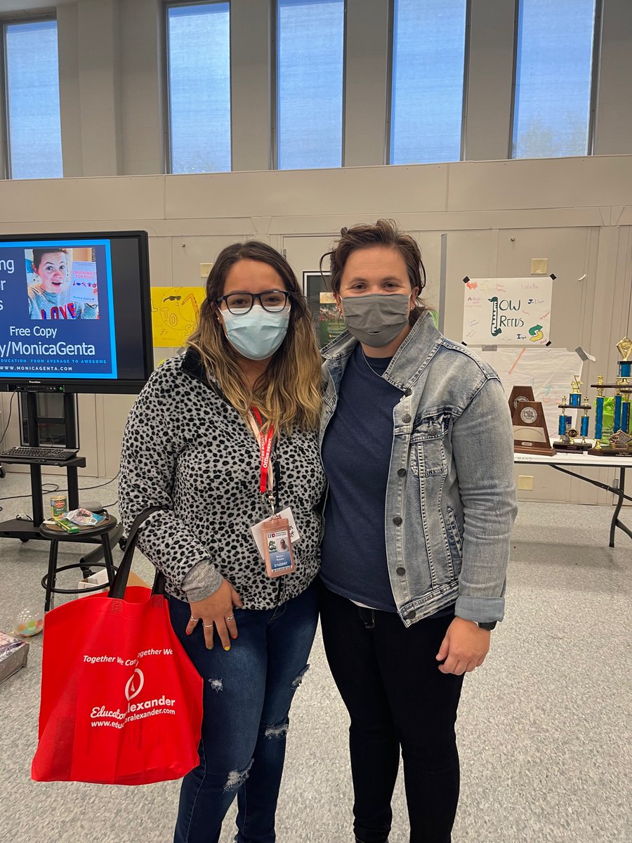 montoyatrev24's tweet image. Enjoying TCCA !! Great speakers 
#GrayElementary ❤️🙌