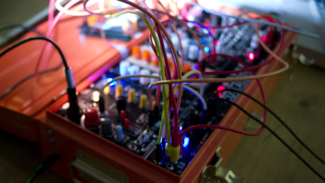 kitmonsters's tweet image. New photo blog - @hackoustic Presents @iklectikartlab. Artists and makers showcasing amazing sounds and instruments. 
kitmonsters.com/blog/hackousti…