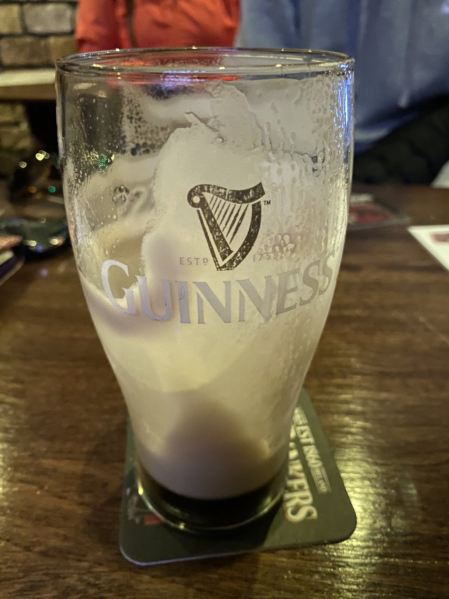 Long day a the office. Only 2 things for it!! 
A quick pint and <a href="/WingManVan/">WingMan</a> 👌