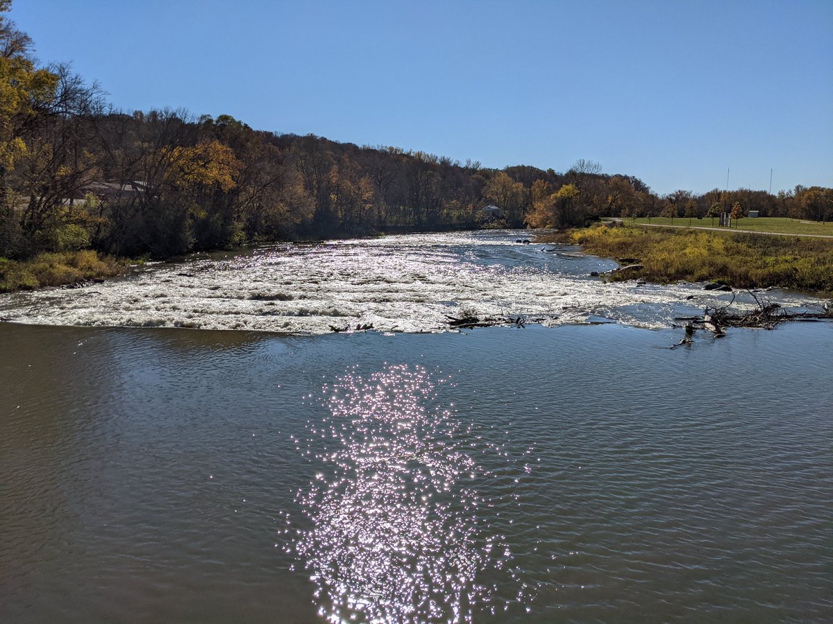 Beautiful Fall day to get a water quality sample on the rising limb of this stream flow event on the West Fork Des Moines River in Jackson for the @MnPCA Watershed Pollutant Load Monitoring Network. #WPLMN #rivermonitoring #Autumn