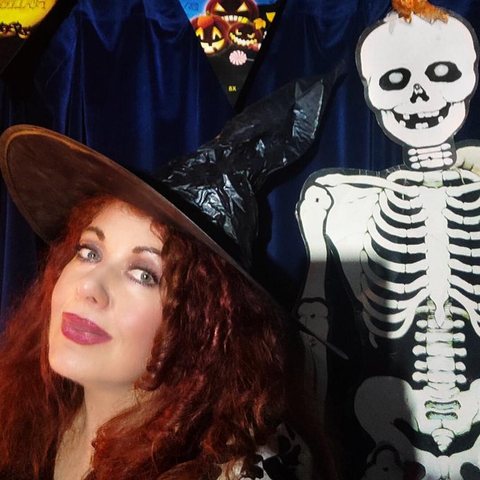 Siamo pronti per festeggiare Halloween? 💋💋 Da Jessica Rizzo  https://t.co/wTXZjUBbQu  #halloween #festa<a href="/tag/model"class="tags"><span>#model</span></a><a href="/tag/actress"class="tags"><span>#actress</span></a><a href="/tag/sexy"class="tags"><span>#sexy</span></a><a href="/tag/star"class="tags"><span>#star</span></a><a href="/tag/artist"class="tags"><span>#artist</span></a><a href="/tag/vampire"class="tags"><span>#vampire</span></a><a href="/tag/halloween"class="tags"><span>#halloween</span></a>