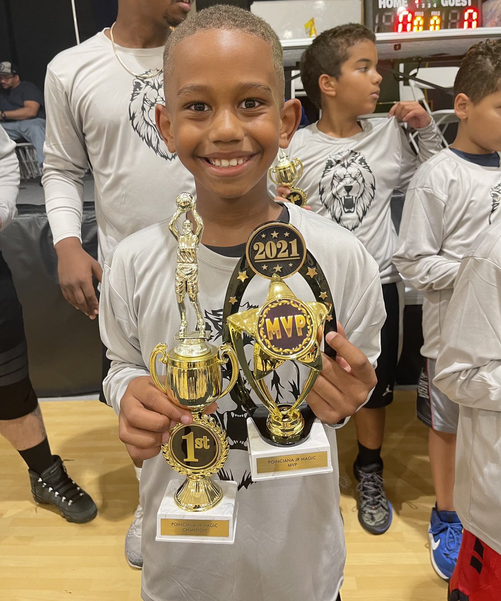 ThereGoes_Zay's tweet photo. Champions baby! MVP of the league honors for Jordyn! ππππ#AddingToTheTrophyCase https://t.co/KhAt6AqWx4