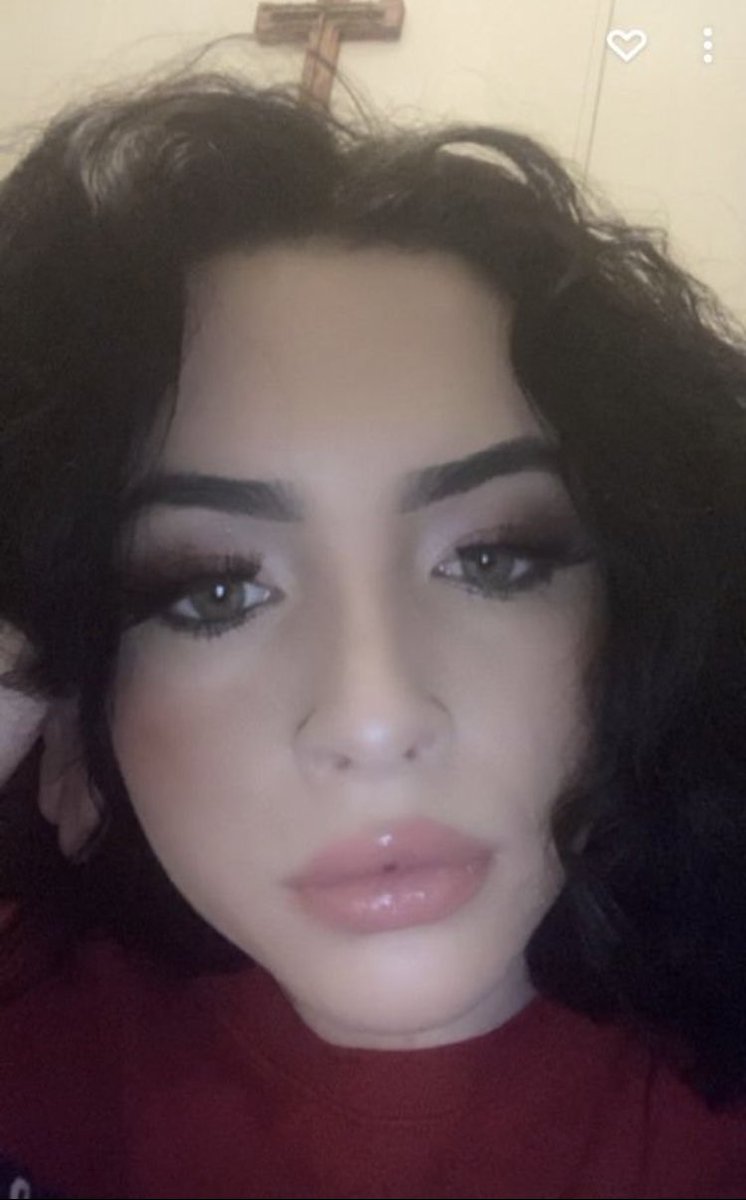 dianenieves_'s tweet photo. I got work in less than 4 hours and an event going on tomorrow, yet I still feel bored right now .. what is life? lol. https://t.co/sAUlkBE9c5