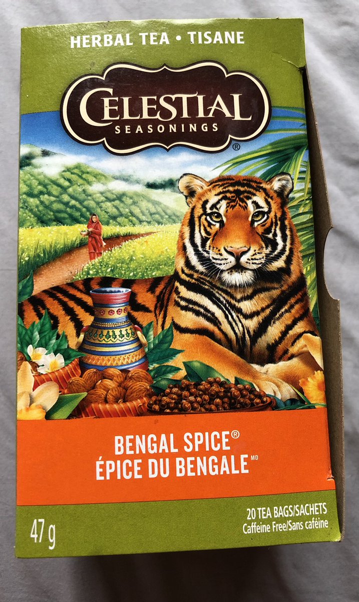 pres_reine's tweet photo. Pimper ses toasts aux bananes!! 😍Pain, beurre, banane, cassonade, épices du Bengale!!! 🥰😍🐯🐅🧡🍌🧈🍞 #déjeuner #toast #banane #cassonade #pimper #épices #Bengale https://t.co/ZXaQfpEVKV