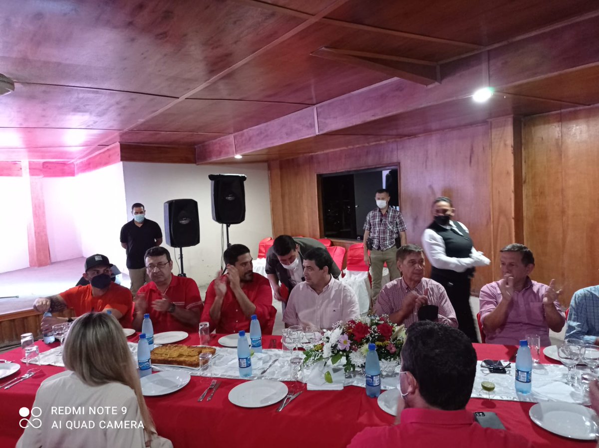 FreddyDecclesis's tweet photo. Anoche acompañanos al Vicepresidente de la Rca. @HVelazquezPy en la hermosa ciudad de Pilar con el equipo del ex gobernador y ex diputado Antonio Attis. Se fortalece el proyecto presidencial #ToroVelazquez2023 🇵🇾🇵🇾🇵🇾 https://t.co/MN1m87JGs4