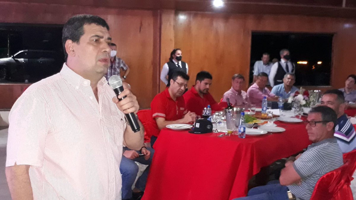 FreddyDecclesis's tweet photo. Anoche acompañanos al Vicepresidente de la Rca. @HVelazquezPy en la hermosa ciudad de Pilar con el equipo del ex gobernador y ex diputado Antonio Attis. Se fortalece el proyecto presidencial #ToroVelazquez2023 🇵🇾🇵🇾🇵🇾 https://t.co/MN1m87JGs4