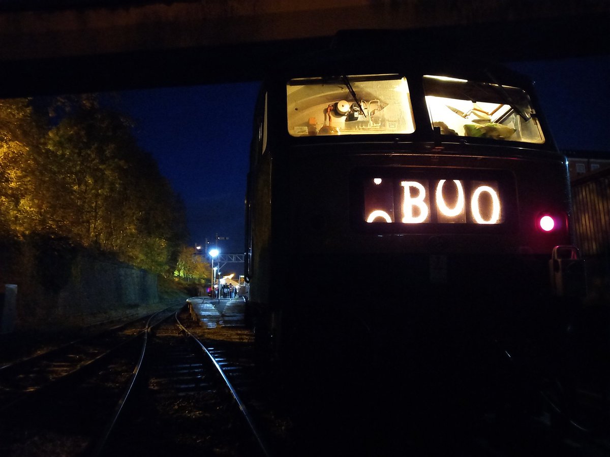 kippingjim's tweet photo. Halloween Special .. B00 .. @eastlancsrly @elrdiesel @elrchairman #Halloween https://t.co/pmjizwYeBz
