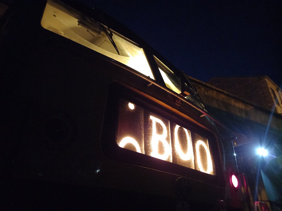 kippingjim's tweet photo. Halloween Special .. B00 .. @eastlancsrly @elrdiesel @elrchairman #Halloween https://t.co/pmjizwYeBz