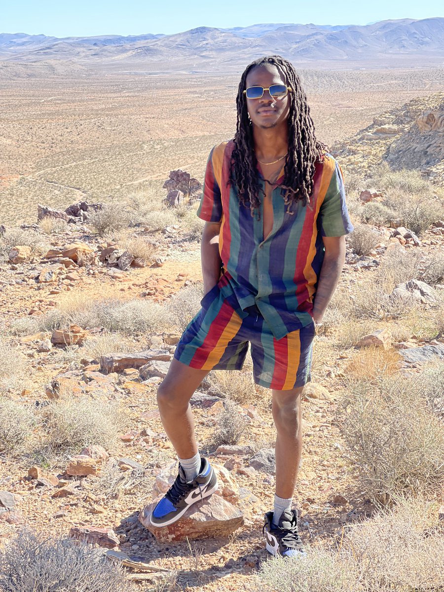 thejoshuajamess's tweet photo. Favor, Blessings, Love  &amp; Hella adrenaline rushes is all I want outta this thing called life. BIG 24 let’s make it big this Yr 🍾💰🙏🏾❗️

#STILLMYDAY 🎉
#THEFUTUREISIMPECABLE 🎯🤫 https://t.co/aQYaQqFcbz