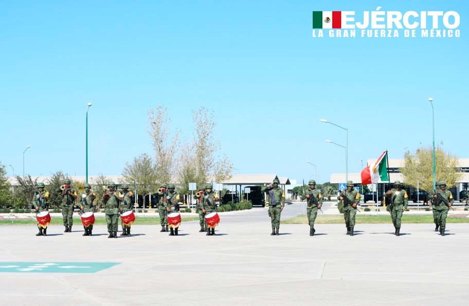 Defensamx1's tweet photo. Personal del #EjércitoMéxicano llevó a cabo la clausura del “Triatlón Militar 2021”, etapa regional en las instalaciones del #105BatallónDeInfantería en #CdFrontera #Coahuila.
#UnidosSomosLaGranFuerzaDeMéxico
#PromoviendoElDeporte https://t.co/EmAtwGGKQZ