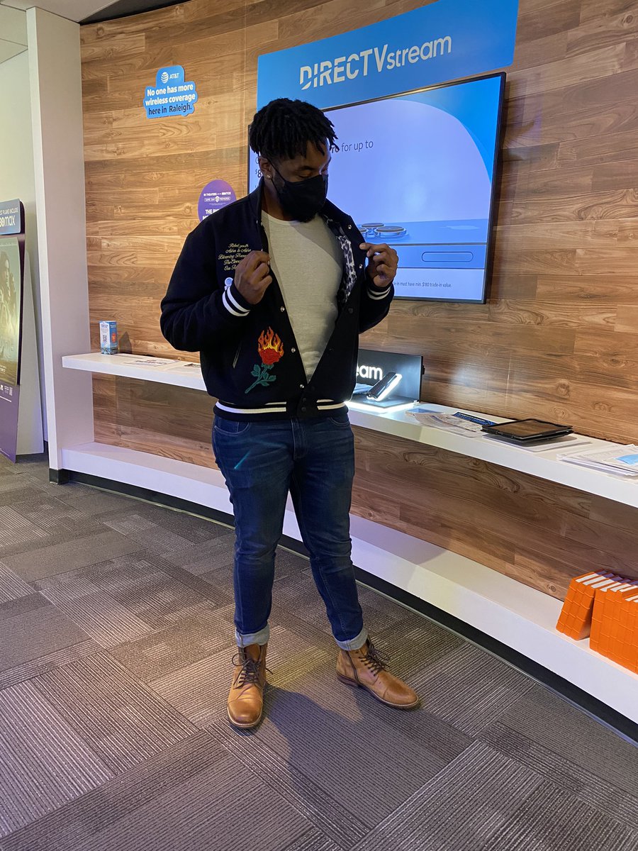 penberthy_keri's tweet photo. Today White Oak comes equipped with our very own cool guy Greaser. Come kick it with Emory to gain some cool points today. @AllyG52 @404girl @jerryfornwalt https://t.co/VX0MTUSax3