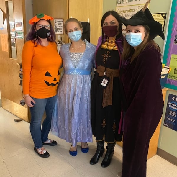 CmtySch_HA's tweet photo. Just a few flicks from yesterday's (Oct 29th) in-school Fall Festival! Activities included making s'mores, a parade, making pumpkin seeds, painting pumpkins and MORE! https://t.co/9le8OJnhYC