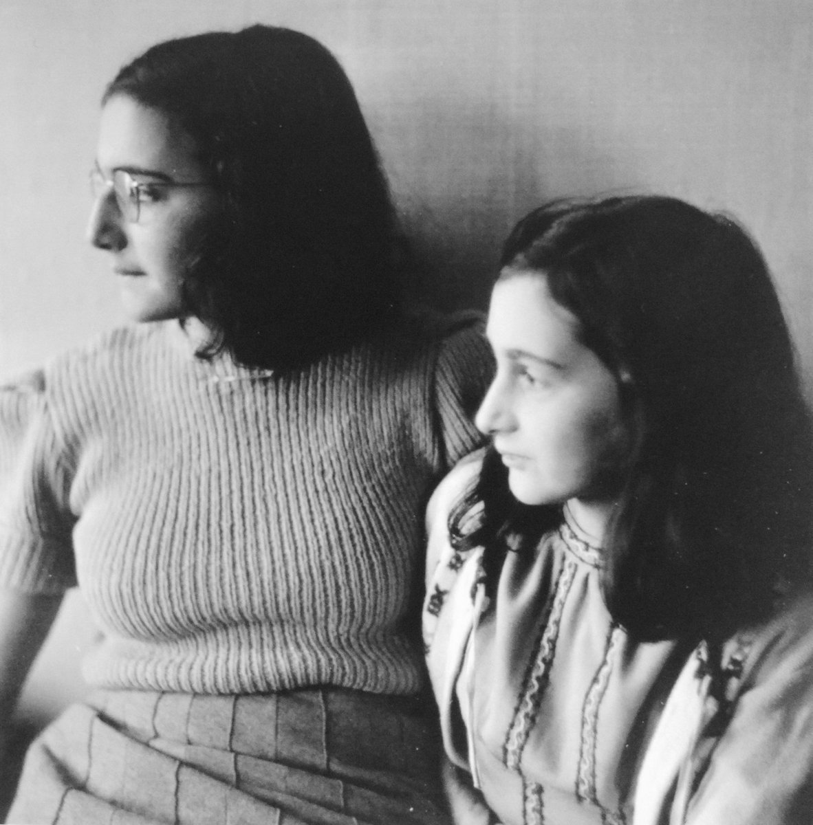 30 October 1944 | Evacuation transport of 1,308 female Jews from Auschwitz  reached the Bergen-Belsen concentration camp. Among them probably sisters  Anne & Margot Frank. They died there of typhus at the beginning of 1945.