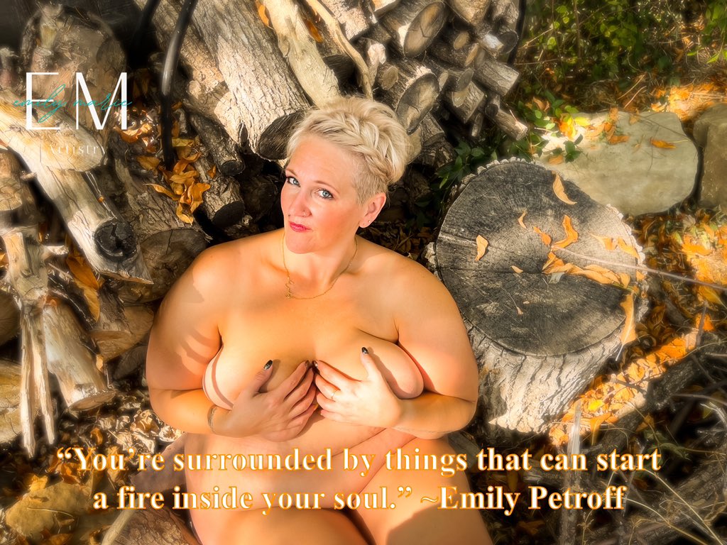 evolvewithemily's tweet photo. You’re surrounded by things that can start a fire in your soul! https://t.co/DcDEHGroKK