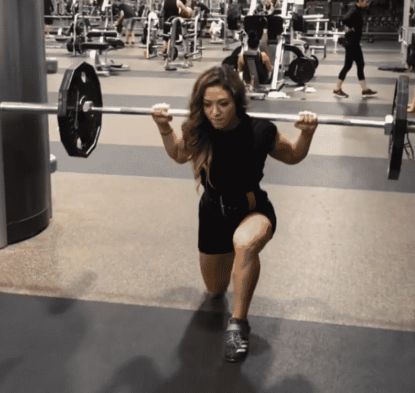 FitnessHacks101's tweet photo. 5 Benefits Of Walking Lunges https://t.co/9y3eZipyZE https://t.co/vMznwEXeua