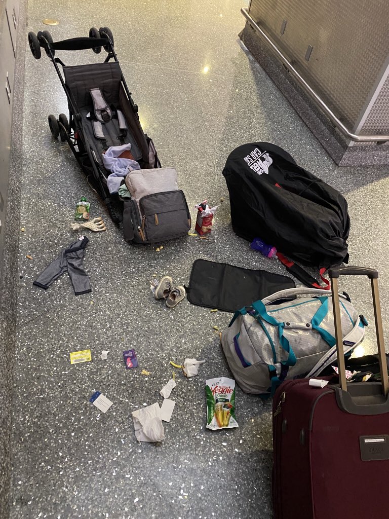 bu33's tweet photo. Vegas took all my money and I didn’t even walk into a casino!
Our @Allegiant flight was delayed 3 times and then canceled with explanation. My family and I drove 4+hours to make our flight home after a long weekend only to be told better lunch next time! Thanks @Allegiant https://t.co/lDQd0SllZa