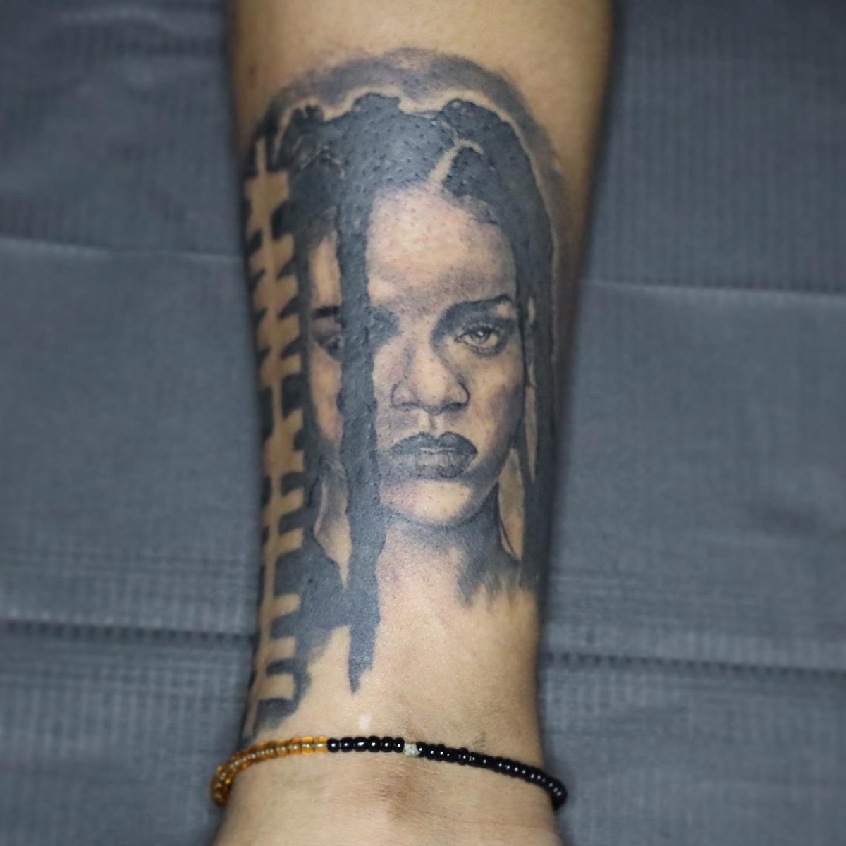 ddavisdesigns_'s tweet image. The one &amp;amp; only! #houstontattoos #rihannanavy