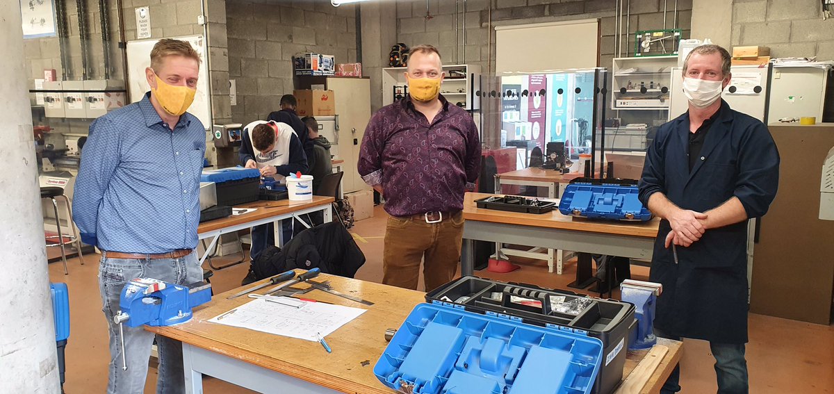 Principal Paula Mc Carthy &amp; teachers John O’Herlihy (Engineering Technology) &amp; Brendan Power (Furniture Making &amp; Restoration Skills) welcomed visitors Jeroen Wever, Mark van der Pijl &amp; Geert Nanne from #NooderpoortCollege #groningen <a href="/CorkETB/">CorkETB🇮🇪🇪🇺</a> <a href="/DenisLeamy/">Denis Leamy</a> <a href="/CetbeU/">CETBEUprojects</a> <a href="/ThisisFet/">thisisFET</a> ￼