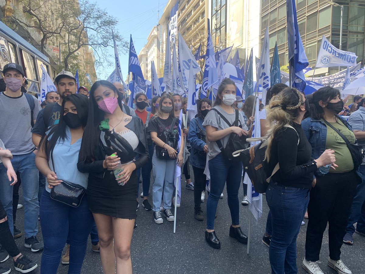 #DiaDeLaLealtad 
Hoy las delegadas/os del #SEC y #CGT movilizamos bajo el lema de #Desarrollo #Producción #Trabajo ✌️✌️✌️