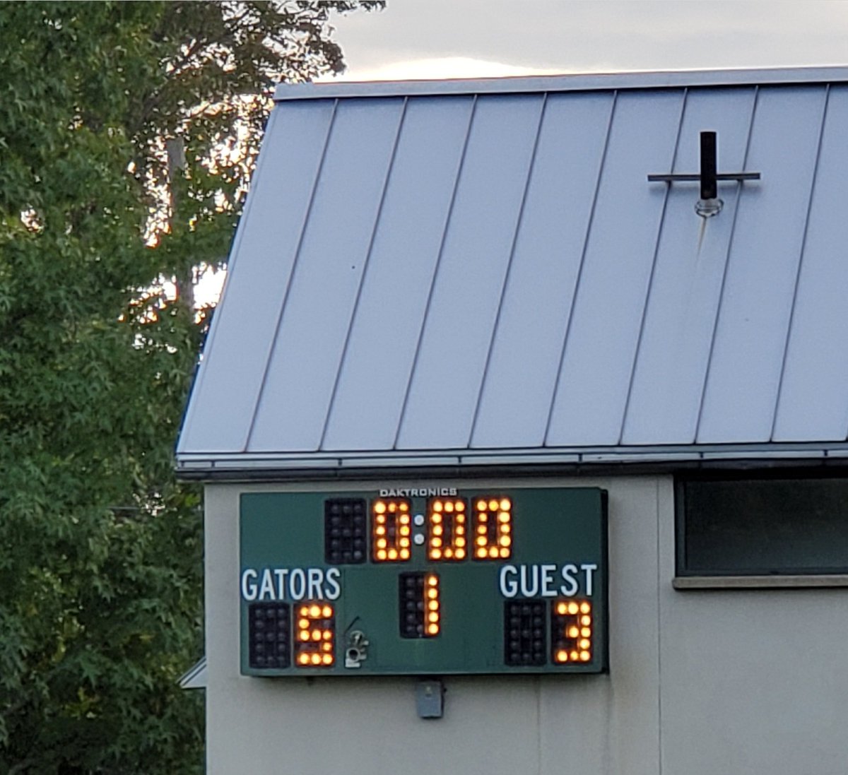 RBWolfHeyman's tweet photo. Congratulations to the @brimmerandmay 4th and 5th grade soccer team (and their loyal fans) on their big win today! https://t.co/czFLuy79C8