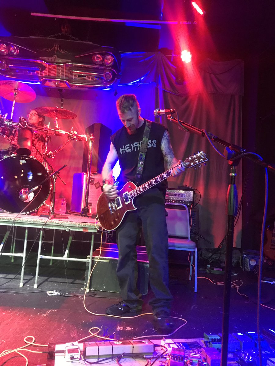 SaintHelenMetal's tweet photo. #metal #stage #heavymetal #livemusic #guitar #RPG337 #music #FridayNight #PNWmetal @ESPGuitarsUSA https://t.co/WaOkGYXznj