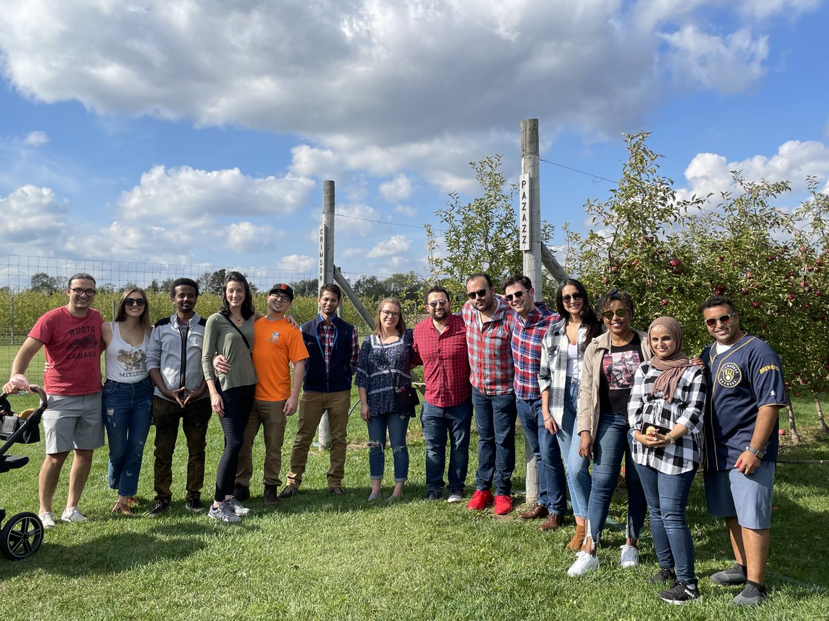 All of these apples, and you still couldn't keep us away🍎 #AuroraIM