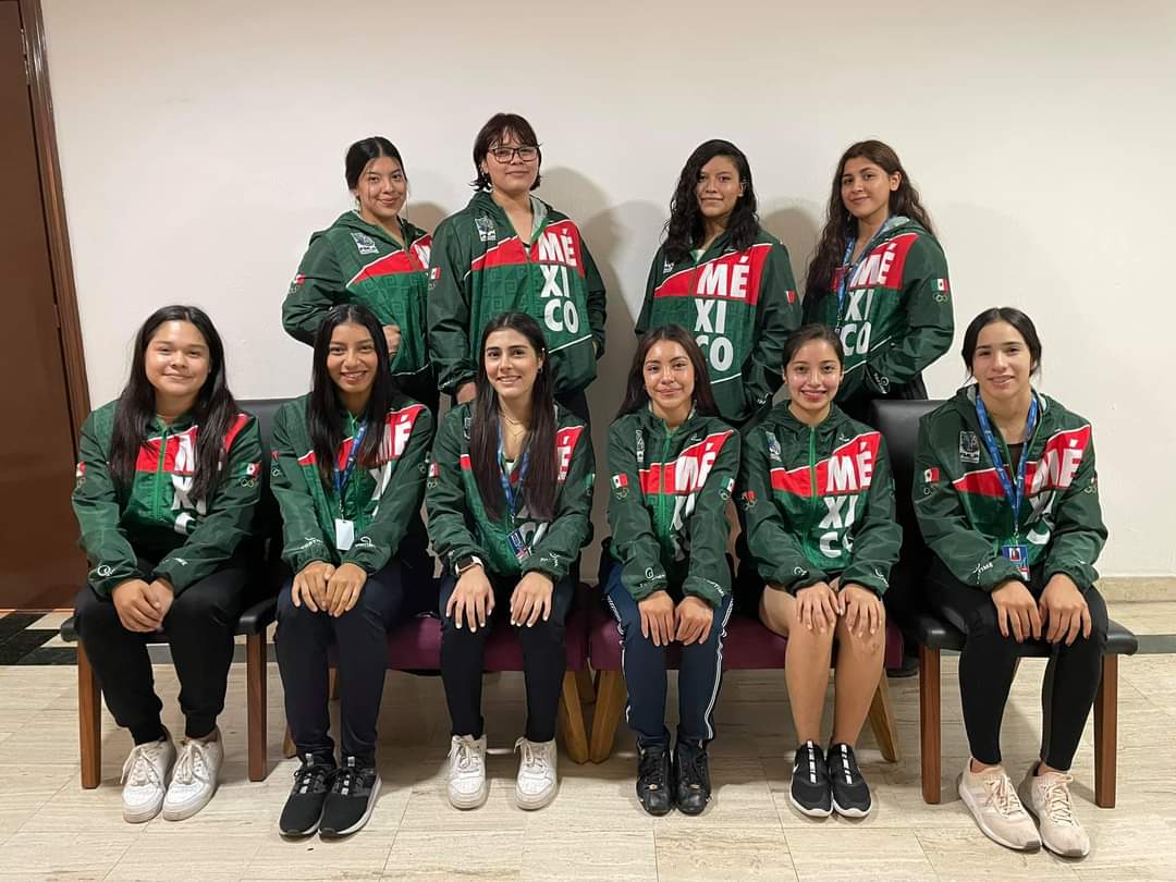 CODESONoficial's tweet photo. La selección nacional juvenil #Mexico está lista para el 2021 IWF Campeonato Panamericano Sub 20. 🇲🇽
Se llevará a cabo en #Guadalajara, del 19-23 de octubre en las instalaciones del foro de #halterofilia del Code Jalisco Paradero.🏋️♀️
¡Están todos invitados!
#halterofilia #FMLP https://t.co/O7nTKAqYnH
