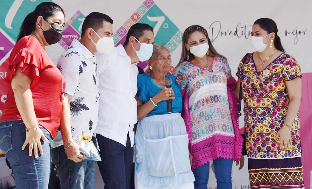 Demanda Evodio Velázquez  que el PRD se deslinde de la derecha laplazadiario.com.mx/politica/deman… a través de <a href="/LaPlazaDiario/">La Plaza</a>  #PRD <a href="/evovelazquez/">Evo Velazquez</a> #Guerrero