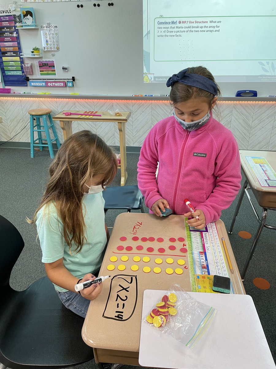 Mmhappold's tweet photo. Great lesson in third grade @stephsargent44 The students tackled the distributive property by using manipulatives to help aid their learning and make abstract concepts more concrete. @Dist158 @Martin_Huskies https://t.co/8ZZAoTW0bw