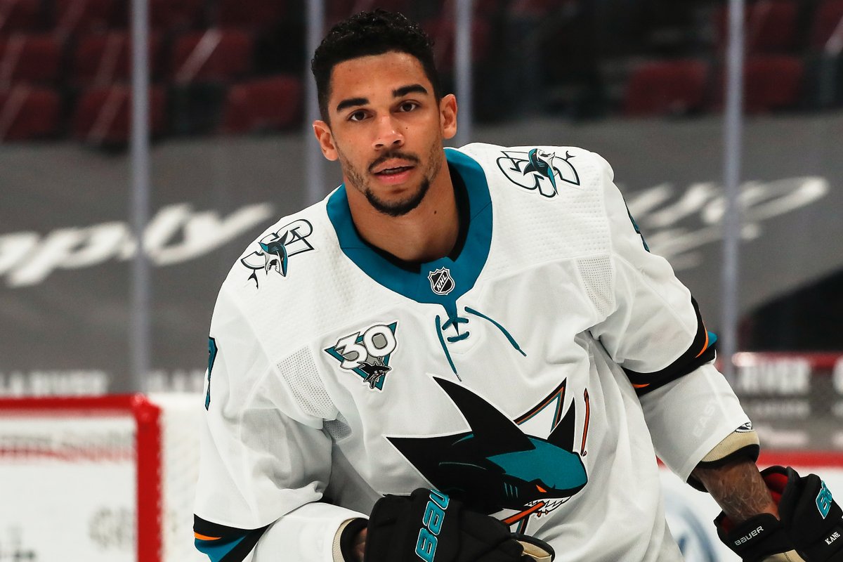 San Jose Sharks forward Evander Kane has been given a 21-game suspension for violating the NHL's COVID-19 Protocol.

Kane will be unable to return to action until San Jose's Nov. 30th game against the New Jersey Devils.

🏒: buff.ly/2Z35XEJ
