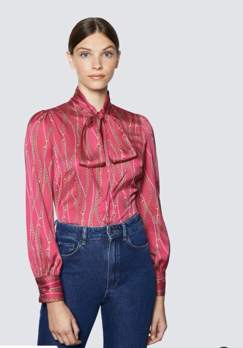 Can a boffy #satinblouse be sexy🤔 https://t.co/kynStUzQvm<a href="/tag/satinblouse"class="tags">#satinblouse</a>