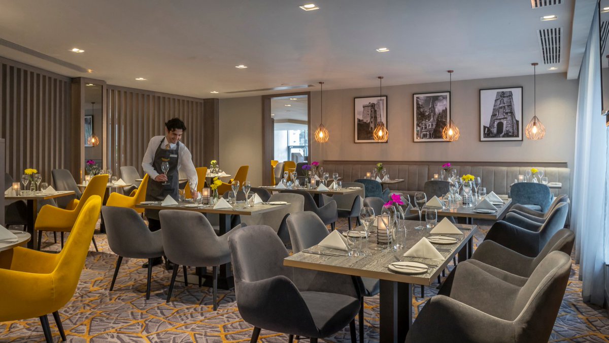 MaldronHotels's tweet photo. Graduation Time π
You did it, now itβs time to celebrate!
Make your day special with graduation offers in our Grain & Grill Restaurant at @maldronsouthma1 and @MaldronSandyRd
#maldronhotels #graduationmeal #corkgraduation #galwaygraduation https://t.co/tRSc2GW63P