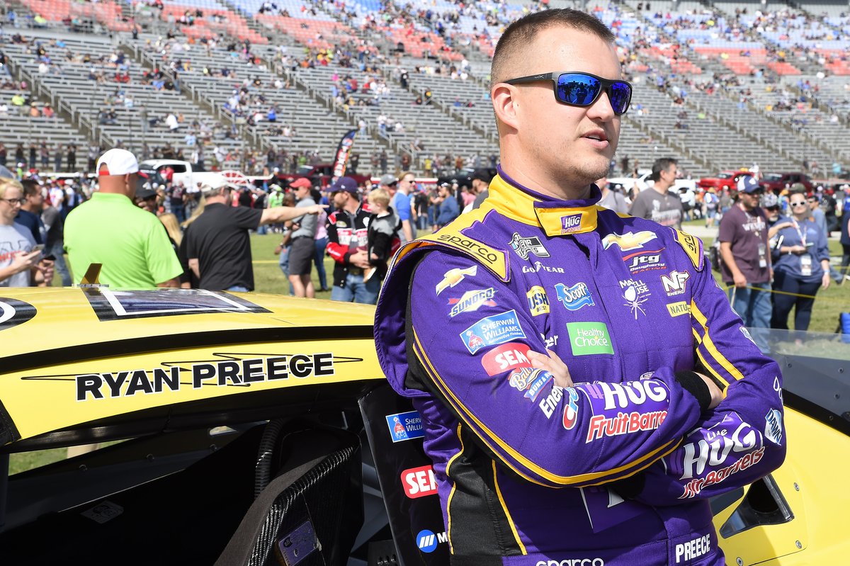 HYAKMotorsports's tweet photo. Photos of @RyanPreece_'s No. 37 #LittleHug @Kroger Camaro ZL1 1LE from @TXMotorSpeedway
Sunday afternoon.
#NASCAR | #AutotraderEchoPark500 https://t.co/1LIJHBiY9B