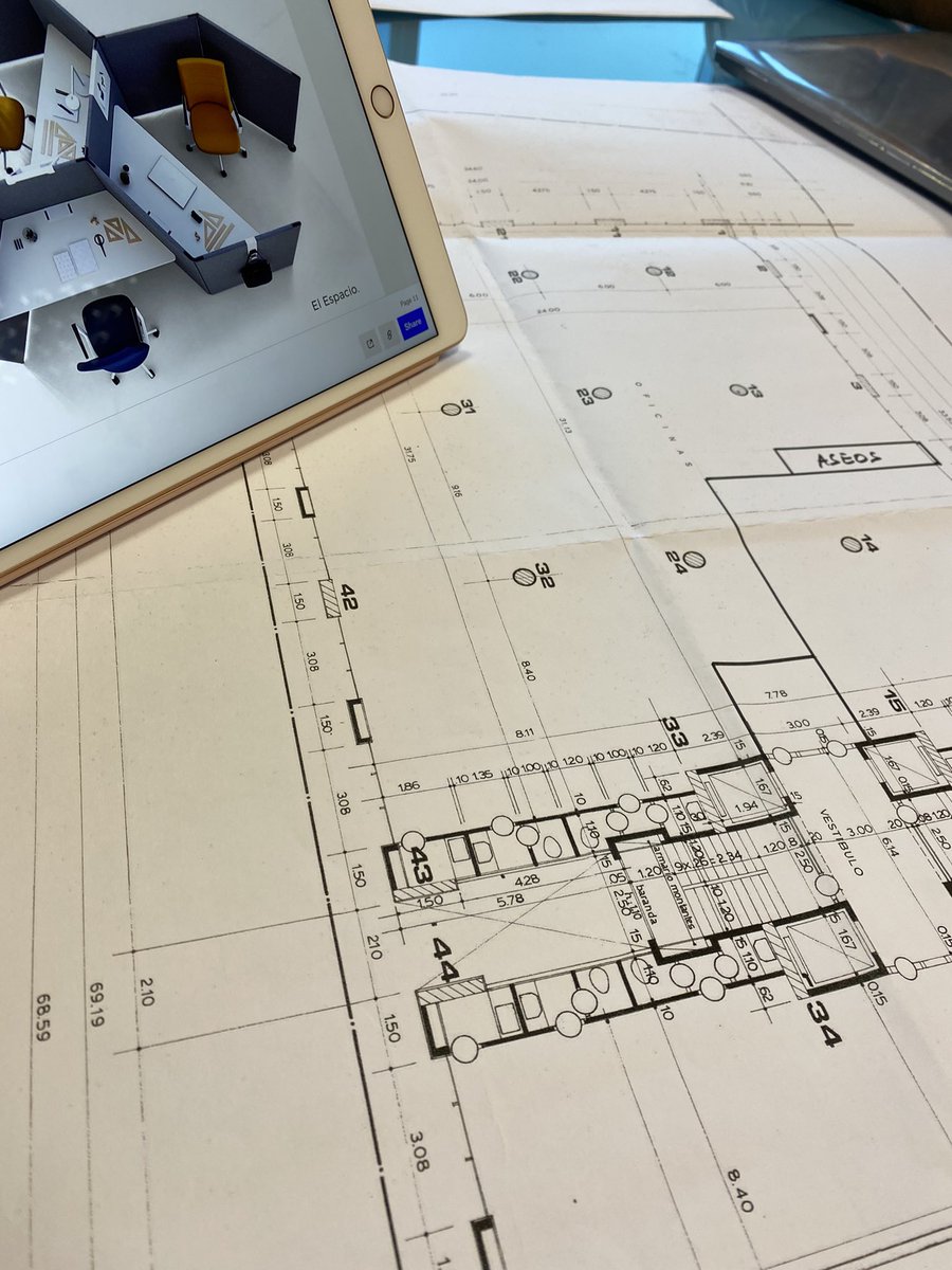 MartaAmetller's tweet photo. Quién está contenta y feliz de que unos clientes la vuelvan a contratar para un nuevo proyecto? 🙊🎈 #officedesign https://t.co/EHmiXD5bZL