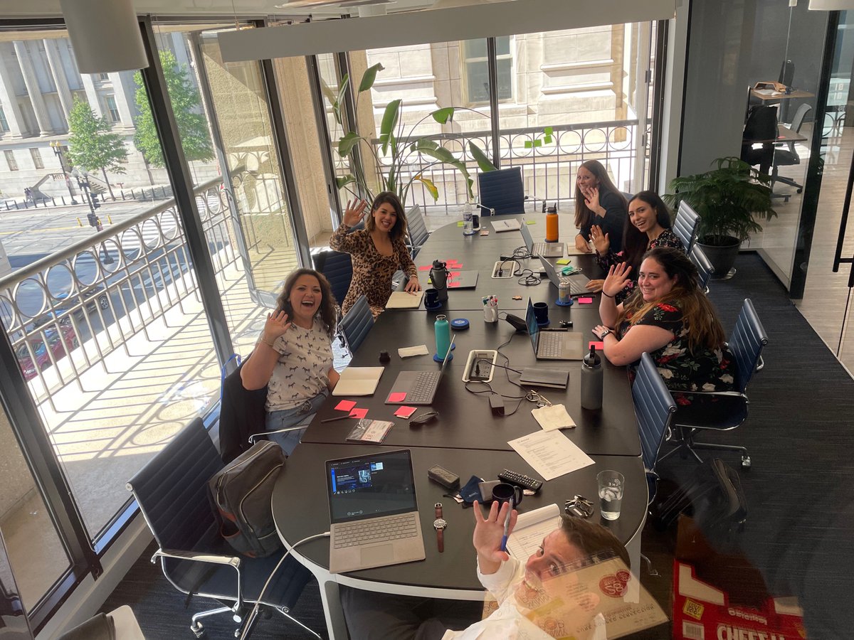BooneGroupDC's tweet photo. #Fearlessleader meet up! 

#technology #data #people #emergingtech #talent #innovationecosystem #giveadamn #govcon #acquisition #innovation #lesstalk #governmentcontracting #empowerment #leadershipteam #fiscalyear #moretorque https://t.co/T17MbQZFx4