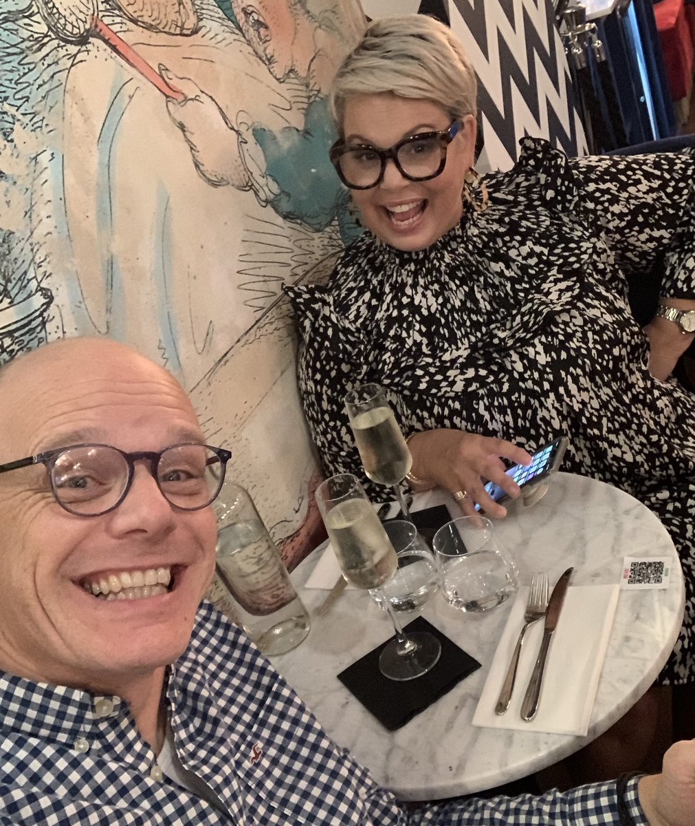 She’s back. We’re back together, and on the town! <a href="/mrs_riots/">Mrs Riot Covent Garden!</a> #besties #reunited #musicalmondays #westend