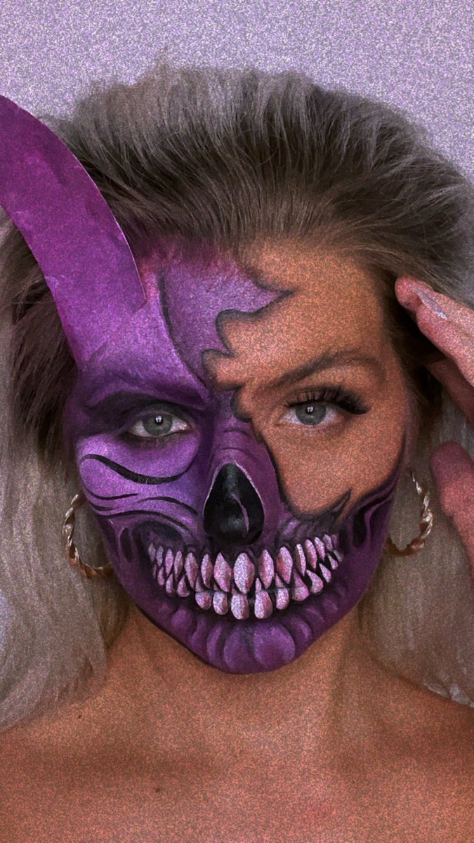 jaimebowman_'s tweet photo. 💜🖤

insta: @jaimeleighfx 📸

ib: @Corpse_Husband https://t.co/mMjIsBDELJ