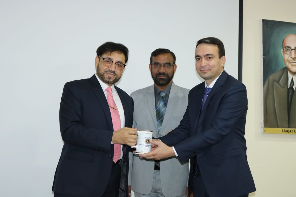 AhmadBasharat86's tweet photo. Honored to have Sir kaleem imam IG Motorways as a guest speaker in NIM Quetta..
#32thMCMC
#NIMQUETTA https://t.co/JBJ4GxhZtg