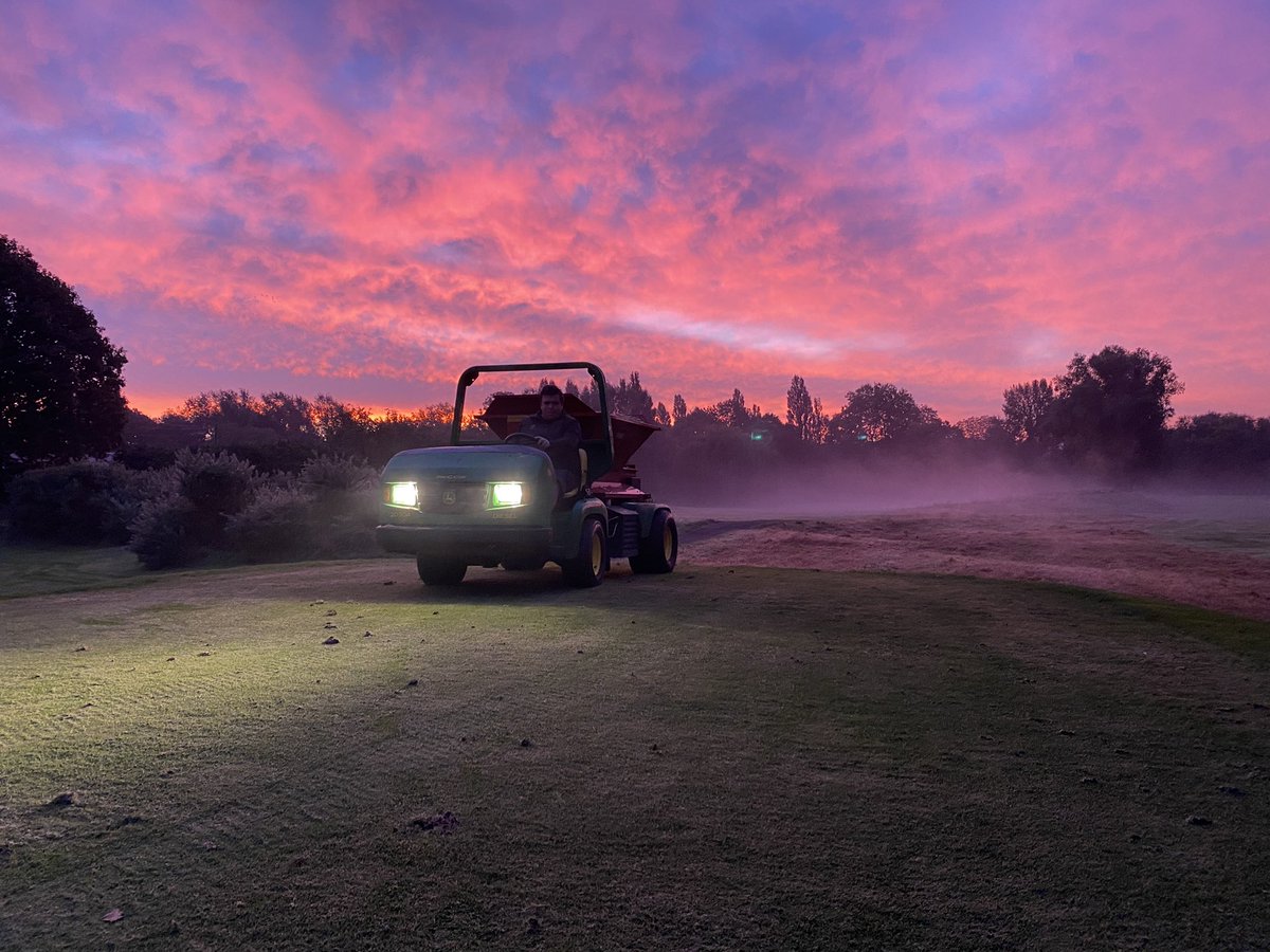 Amazing start to a busy morning!! <a href="/EalingGolfClub/">Ealing Golf Club</a>