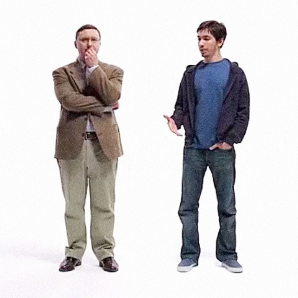 cedric's tweet image. Pour le OG de la génération Macintosh, certaines slides de cet #AppleEvent avaient le goût des comparaisons Mac vs. PC de l’époque pré-Intel. #vintage #GetAMac