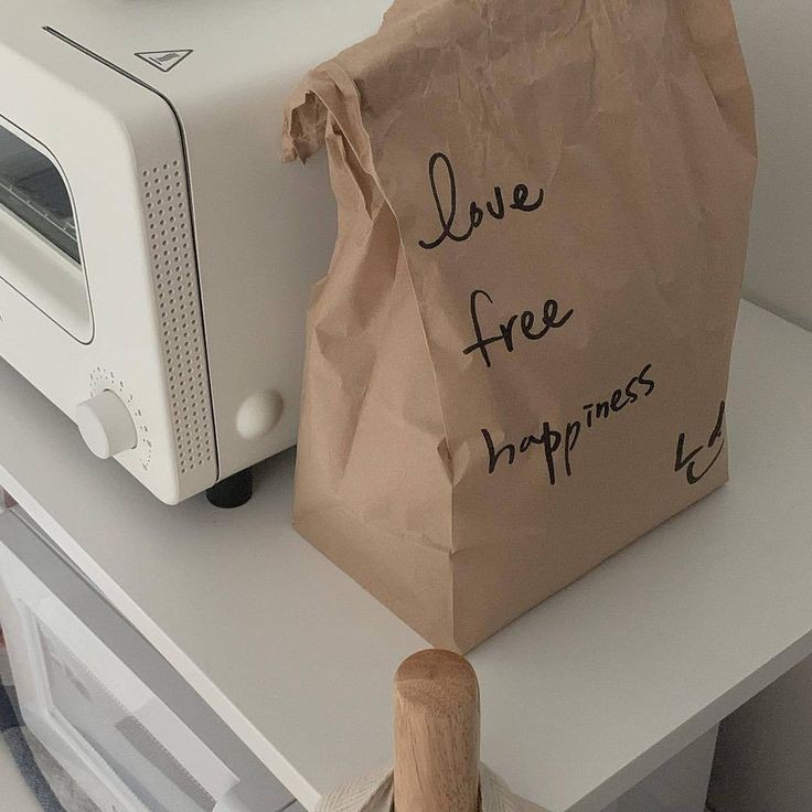 archaenida's tweet image. hey everyone, i'm ara. not new to #studytwt, this is my 2nd acc. let's be friends or moots!! 

– 10th grade // science
– bilingual 🇮🇩🇬🇧
– she/her
– interested in writing, book, movies, history, art, arctic monkeys, chase atlantic

help me to ♡ /↻
thx, and have a nice day!