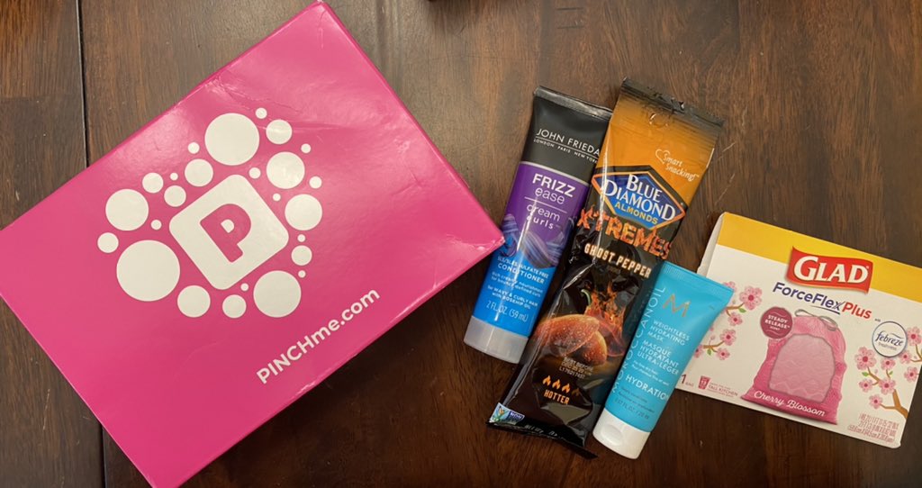 HaveToCookToEat's tweet photo. #ad I love getting a @pinchme box in the mail! #pinchme #pinchmepartner #pinchmefreesamples #ifyouwanttoeatyouhavetocook #sponsored https://t.co/cIOq6ZnOyk