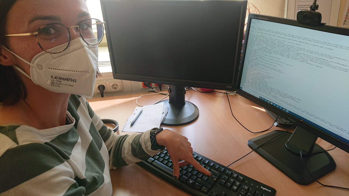 FranziskaAppel's tweet photo. Never thought that my last tweet would be taken that serios!
It seems that this ladybug invasion in her office wants to remind me that @kiikiichirps is also a member of our ladybugging team 🐞
#female #modeller #AgriPoliS @SLinmei @iamoLeibniz @MindstepP https://t.co/nwOE5xs5o9