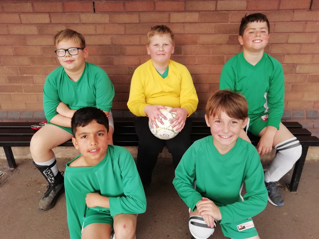 test Twitter Media - Y6 Boys Football - Sorry forgot to tweet this last week. Both had tough groups and struggled to progress. But enjoyed getting to play in front of parents and a large crowd for the first time. https://t.co/08HqqYcU2O