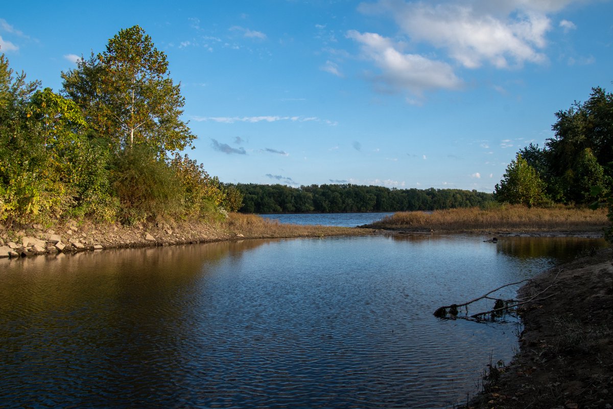 RiverfrontRecap's tweet photo. Interested in touring our future park &amp; riverwalk? Join us for a Community Walking Tour this Saturday at 10:30 am. Details: https://t.co/7WZRta0cYa https://t.co/SDkpXkI5Pn