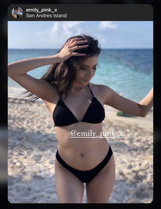 Watch emily 🦄's leaked NSFW photo on TwXstars