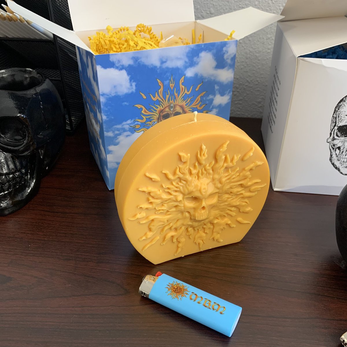 marcosalvarado_'s tweet photo. ❤️🕯Candles giveaway🕯❤️

Three random people will be chosen to win one of these candles !

Simply retweet &amp; reply under this tweet with which candle you would like👇🏼

Winners will be chosen this Thursday at 12pm cst.

Good luck ! https://t.co/9pL9MXOi81