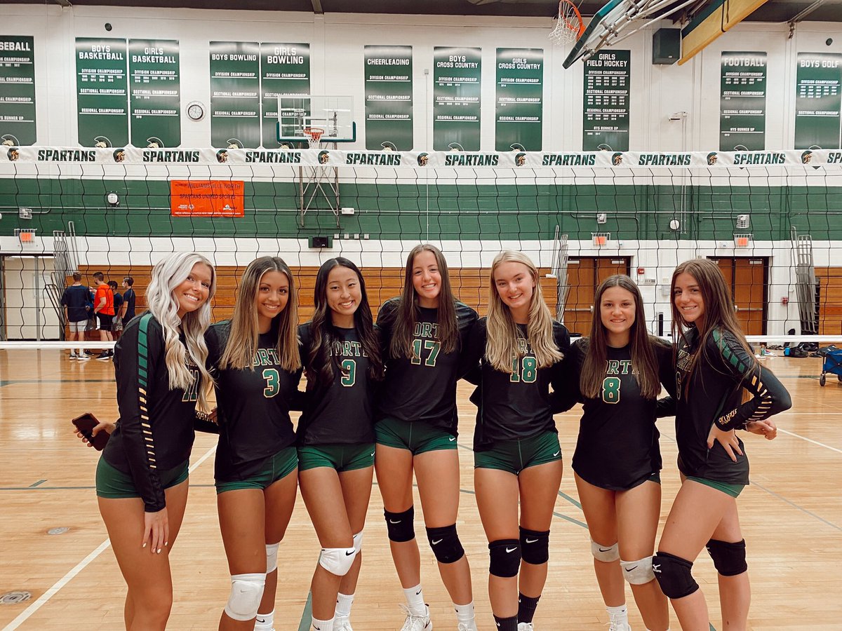 ‼️SENIOR NIGHT TOMORROW‼️
come support your favorite seniors in the north gym against west seneca west😈😈
WHEN: Tuesday, senior ceremony at 6
THEME: green and gold💛💚