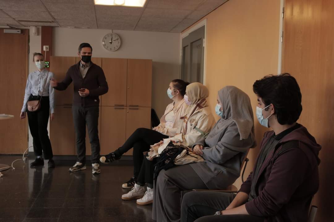 skysuomi's tweet image. Live Library Post!
Amid the youth peace week, we were able to hear three stories of immigration to Finland, unbelievable achievements, and future hopes by the young speakers! 
#livelibrary
#sky